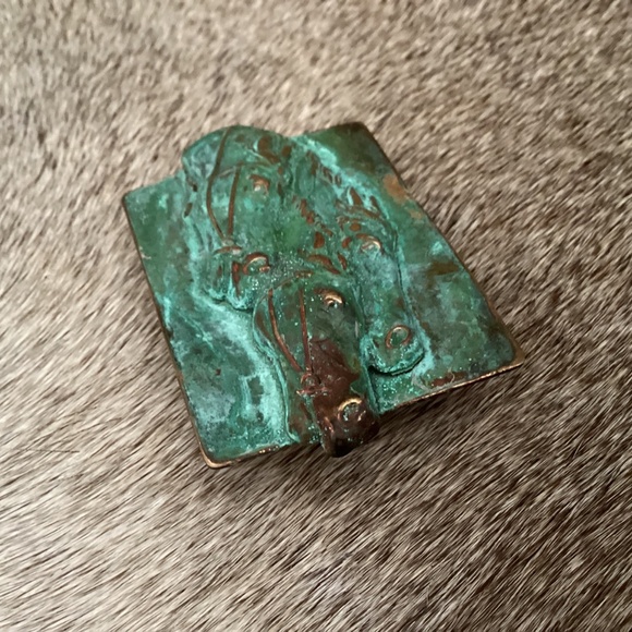 Vintage Elaine Coyne Modernist Brass Verdigris Patina Horse Head Belt Buckle main image 8